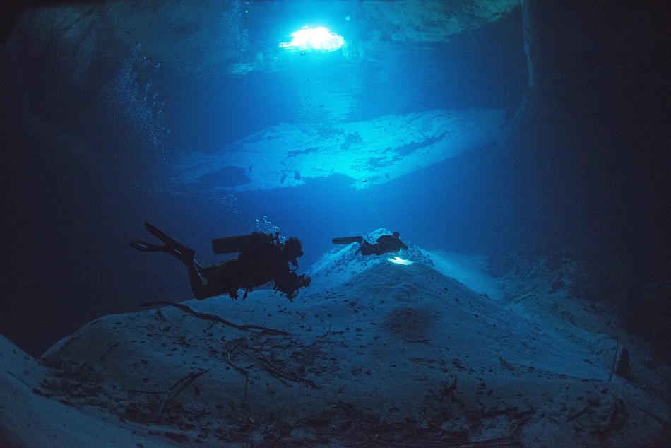Photo cenote cave 11