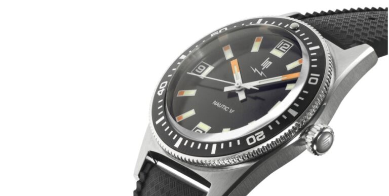 Montre de plongée Nautic V, alliant style et fonctionnalité pour les passionnés du monde sous-marin.