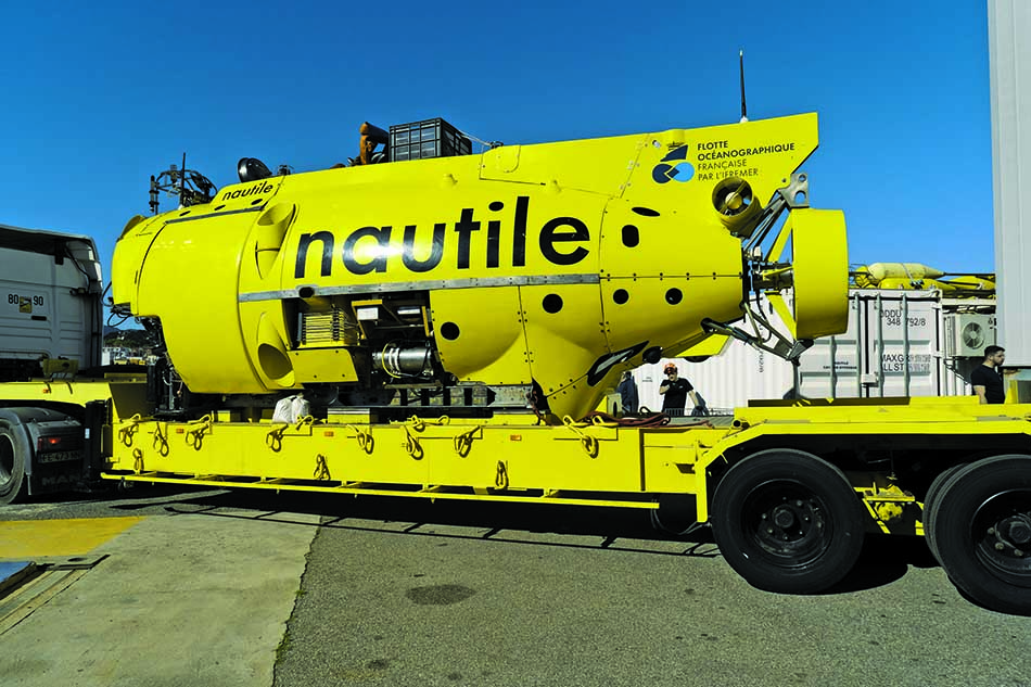 Submarine Nautile, an essential tool for exploring the ocean depths and scientific diving.